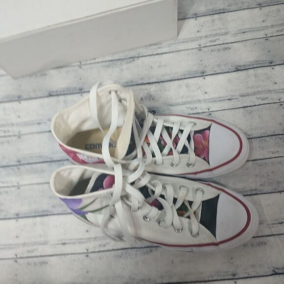 Women's Converse All Star Chuck Taylor Floral Designer Size 7 - Picture 7 of 9
